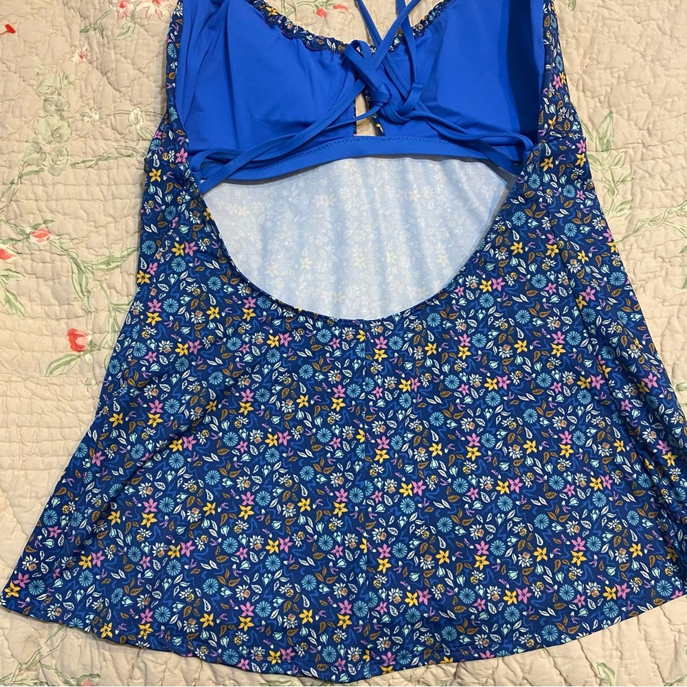 Patagonia Blue Floral Tankini Top - Picture 2 of 13
